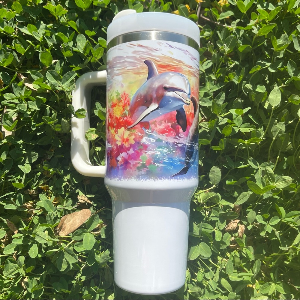 40 oz Colorful dolphin Double-wall vacuum insulation Tumbler with straw.… - Picture 4 of 9
